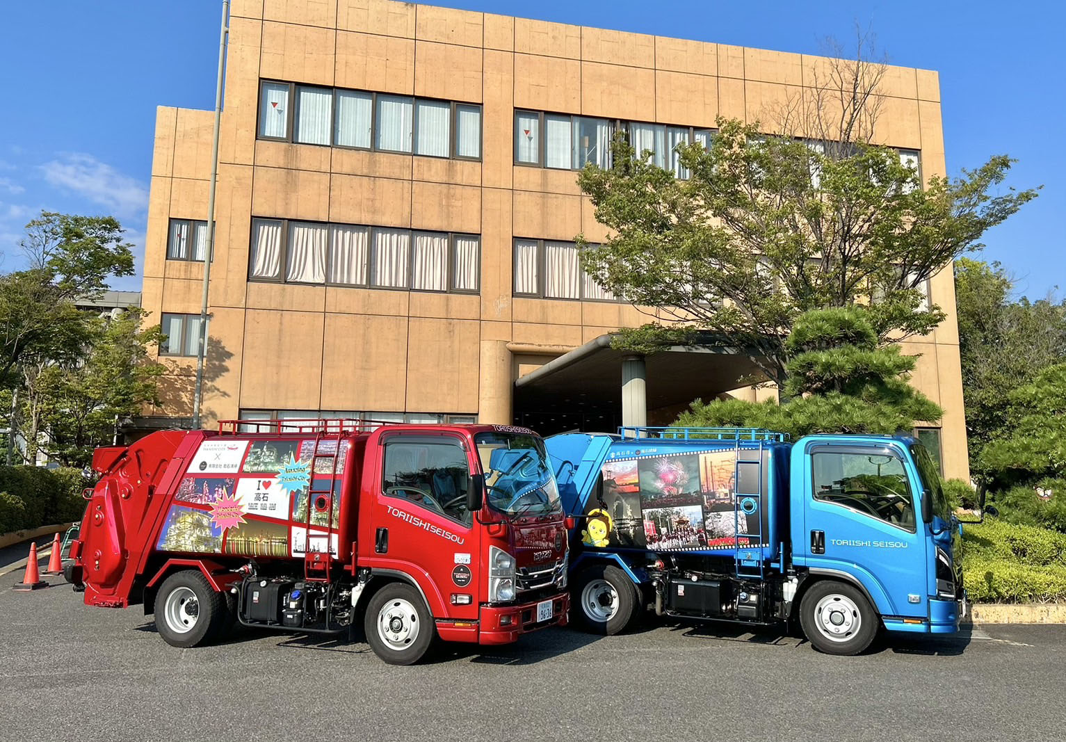 (有)取石清掃 会社概要のゴミ収集車